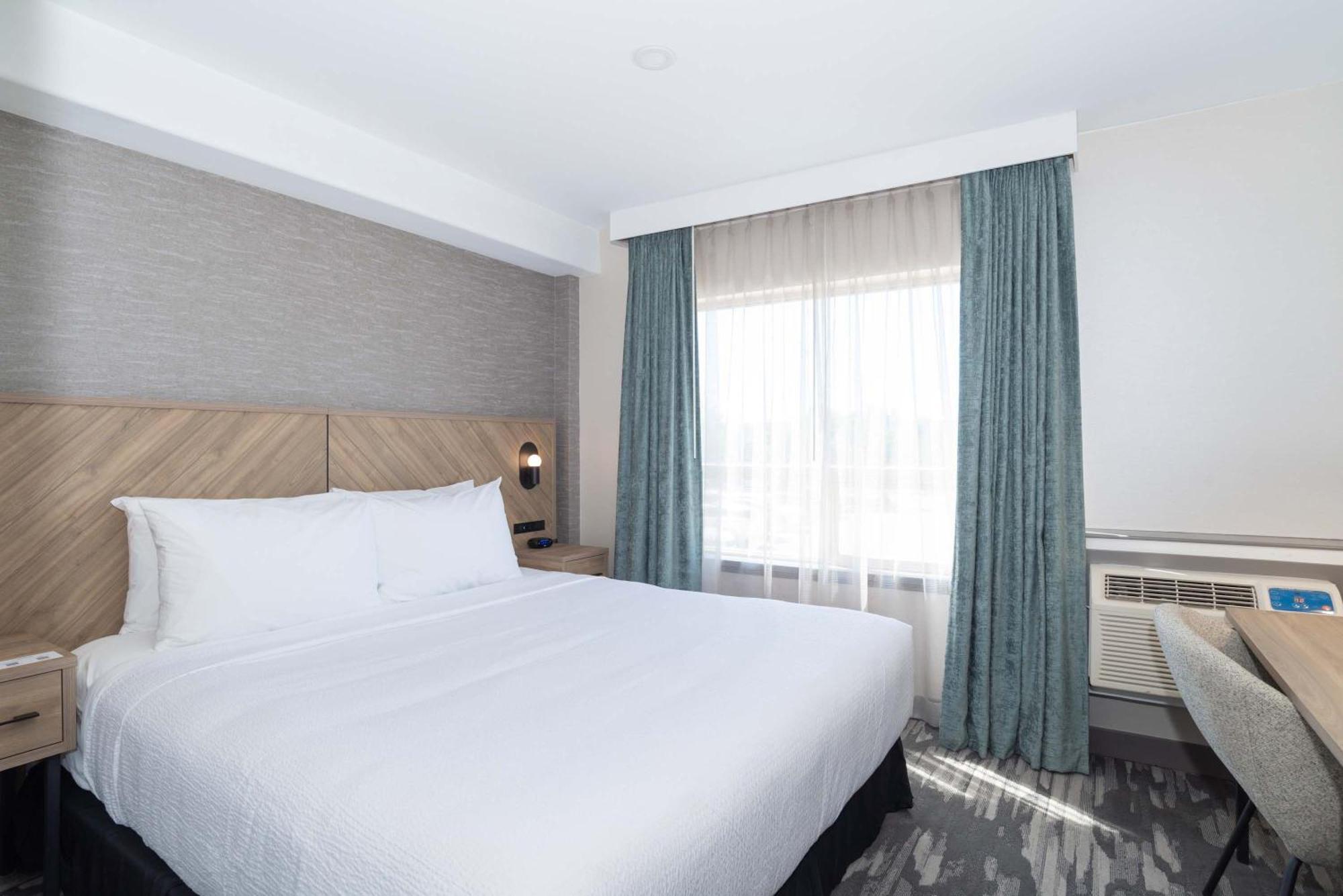 Sandman Hotel Кенель Экстерьер фото