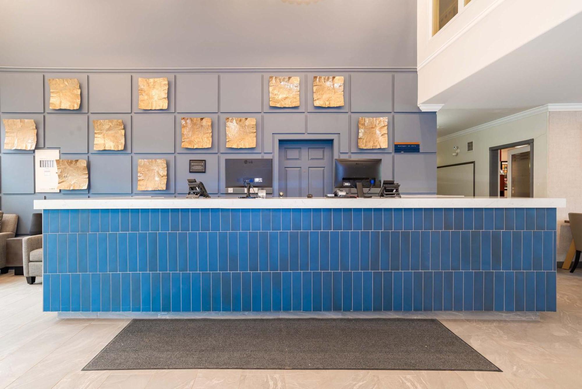Sandman Hotel Кенель Экстерьер фото