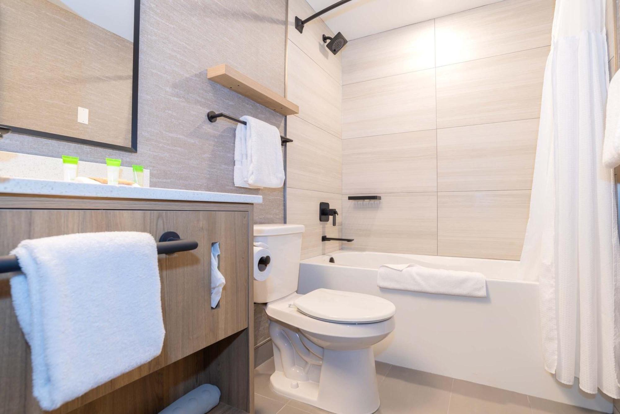 Sandman Hotel Кенель Экстерьер фото