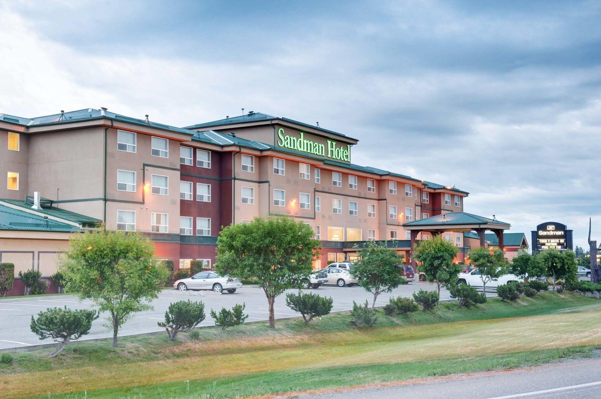 Sandman Hotel Кенель Экстерьер фото